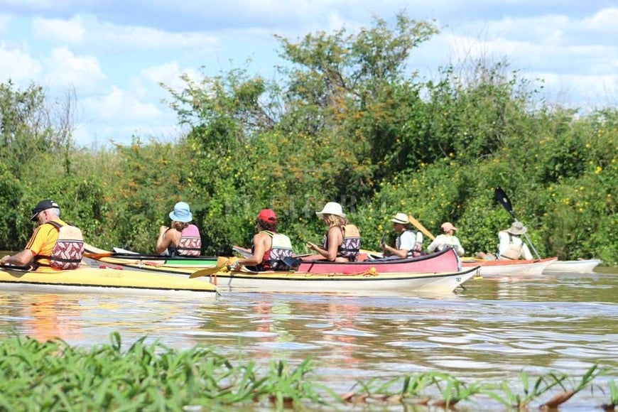 ELLITORAL_416009 |  Archivo El Litoral Caminos de Ríos, una propuesta para aprender a remar en kayaks y recorrer las islas y el humedal, desde la zona de la Costa en Arroyo Leyes.