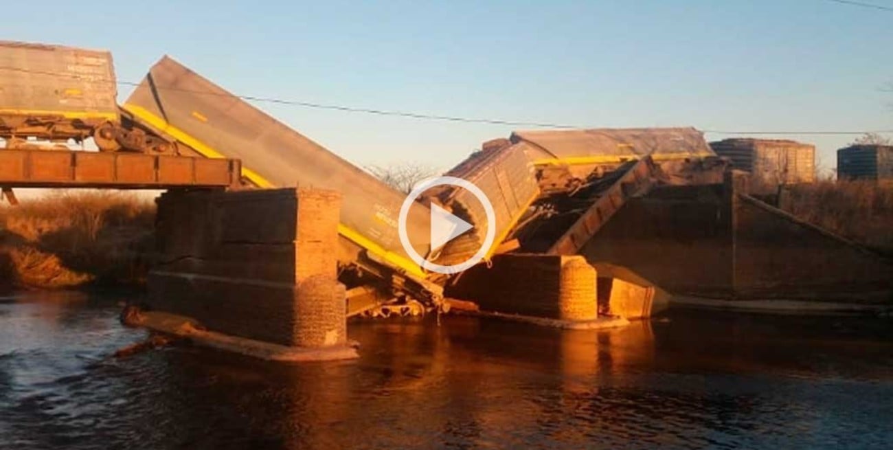 Se derrumbó un puente mientras pasaba el tren en el sur de Santa Fe