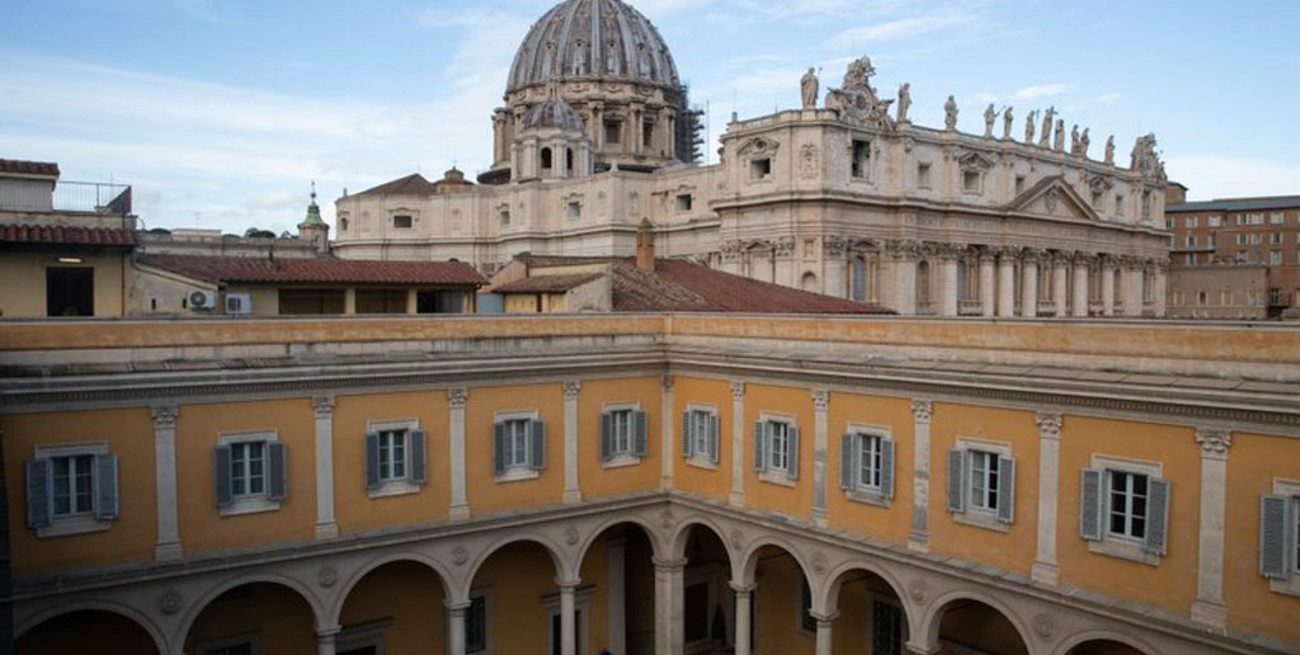 Comenzó el juicio en el Vaticano a dos sacerdotes acusados de abuso sexual a menores