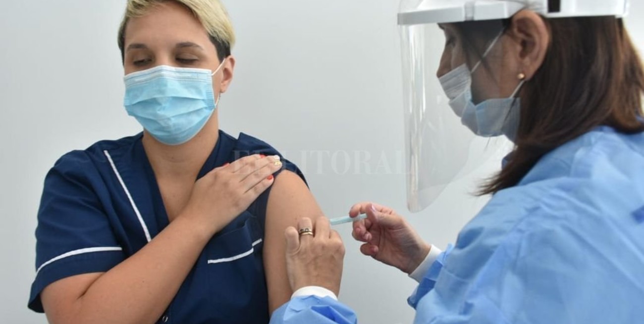 Arrancó en Santa Fe la vacunación contra el coronavirus