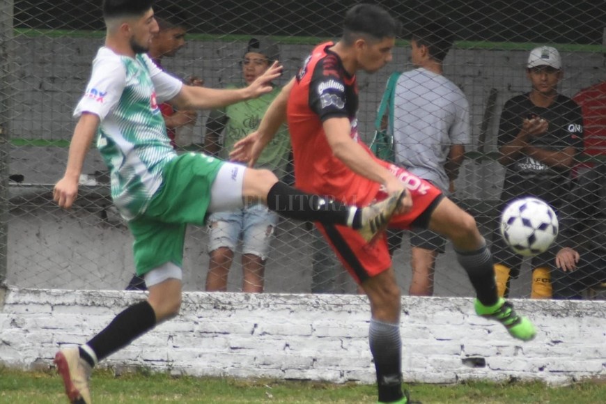 ELLITORAL_408180 |  Luis Cetraro Mario Donetti acertó en los cambios, mandó a la cancha a Boyko y el delantero respondió con el gol del triunfo.