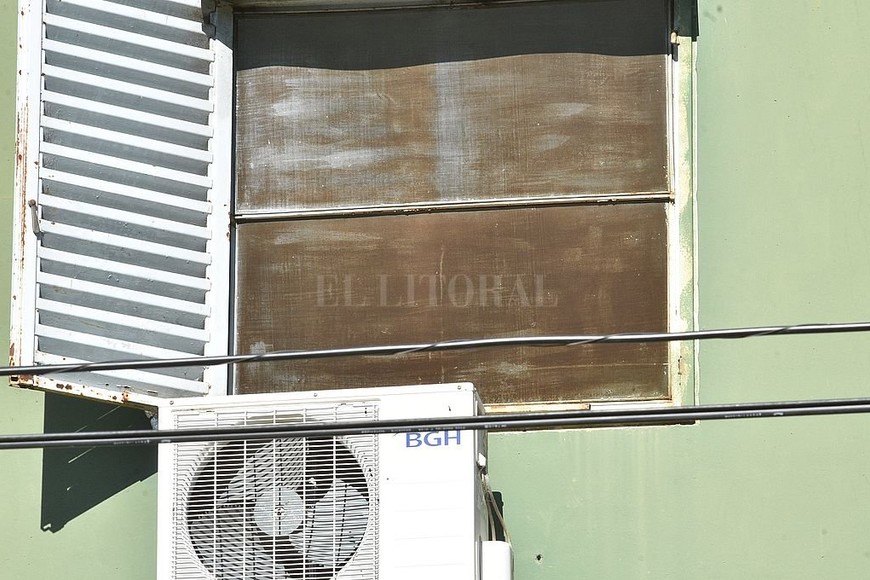 ELLITORAL_333539 |  Guillermo Di Salvatore Todo ayuda: una tela metálica que permita mantener a raya a los insectos también suma para prevenir el dengue.