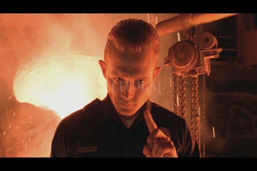 ELLITORAL_387185 |  Carolco Pictures, Pacific Western, Lightstorm Entertainment