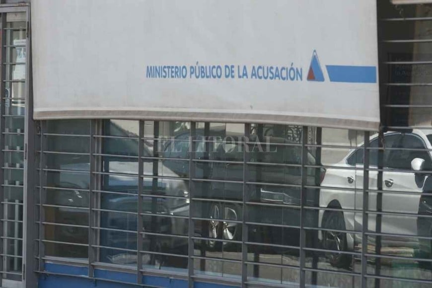 ELLITORAL_434651 | Mauricio Garín El fiscal del MPA, Manuel Cecchini, le imputó a Centeno seis robos con arma y la tenencia de un revólver secuestrado en un allanamiento.