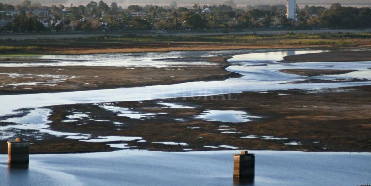 Río Paraná: por debajo del cero en Santa Fe y podría seguir en descenso