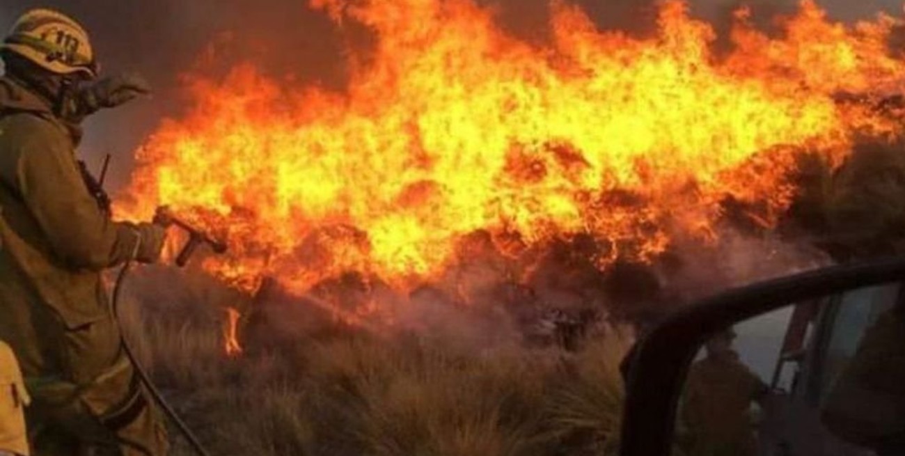 Diez focos de incendios permanecen activos en la provincia de Salta
