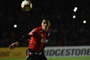 Mauricio Garín Alex Vigo está en el listado de viajeros a Santiago del Estero. ¿Jugará ante Central Córdoba?. Si lo hace, automáticamente queda anulada la posibilidad de que juegue en River, al menos por este torneo.