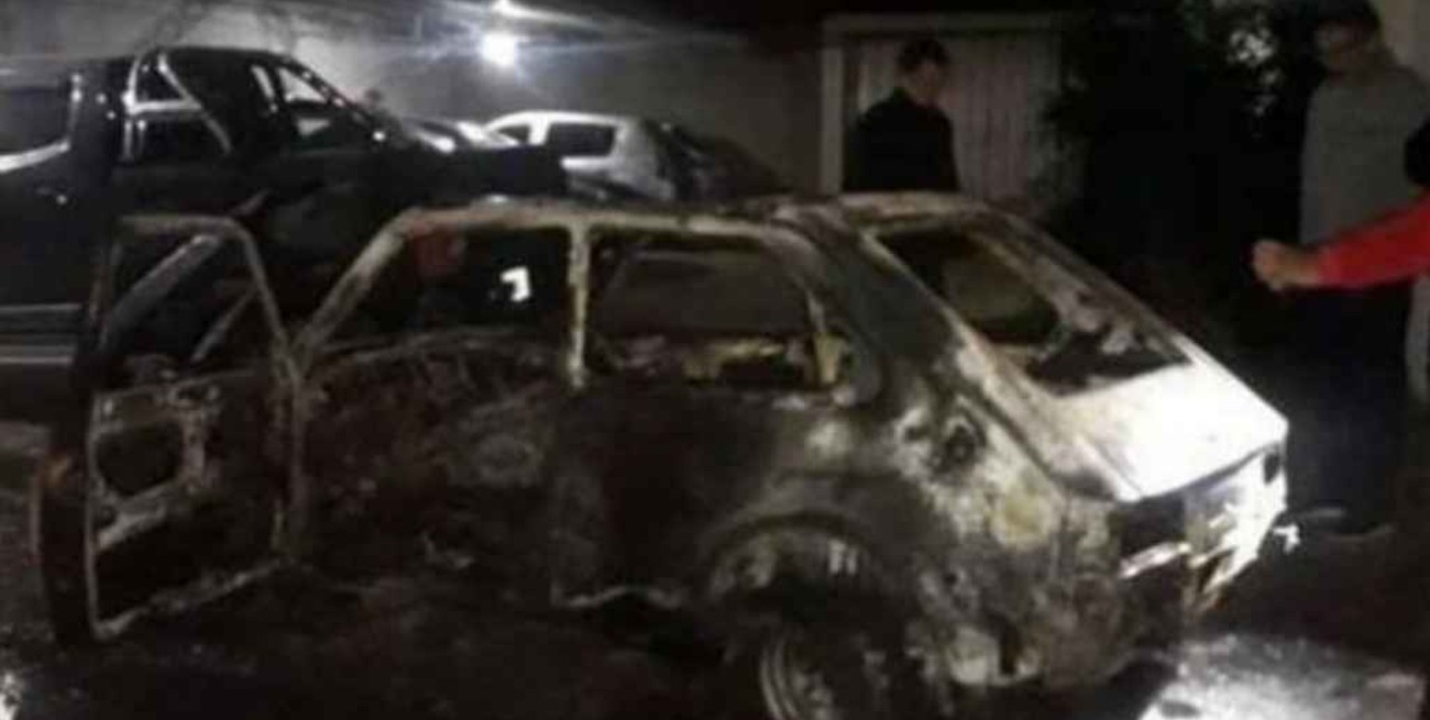 Córdoba: en su cumple le quemaron el auto y sospecha del ex 