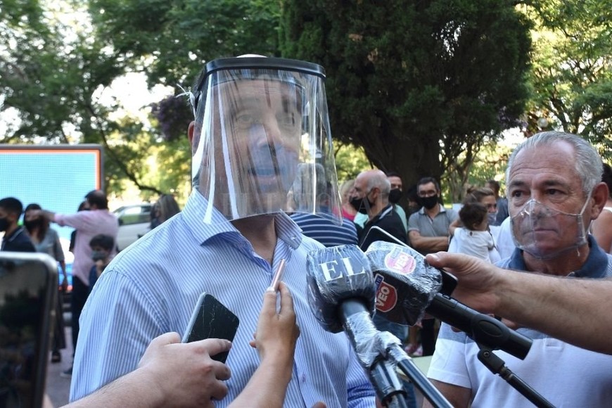 ELLITORAL_405271 |  Pablo Aguirre Barletta se reencontró con Corral, luego de las  clases abiertas  de febrero.