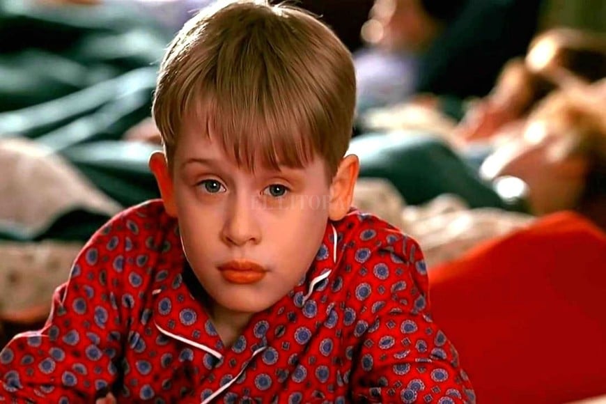 ELLITORAL_198536 |  Gentileza 20th Century Fox / Hughes Entertainment Kevin McCallister se queda solo en su casa de Chicago y se apresta a vivir una Nochebuena especial en  Mi pobre angelito .