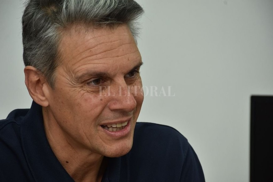 ELLITORAL_430407 |  Guillermo Di Salvatore Necesitamos que nuestro sistema turístico esté abierto , afirma el secretario del área Alejandro Grandinetti.