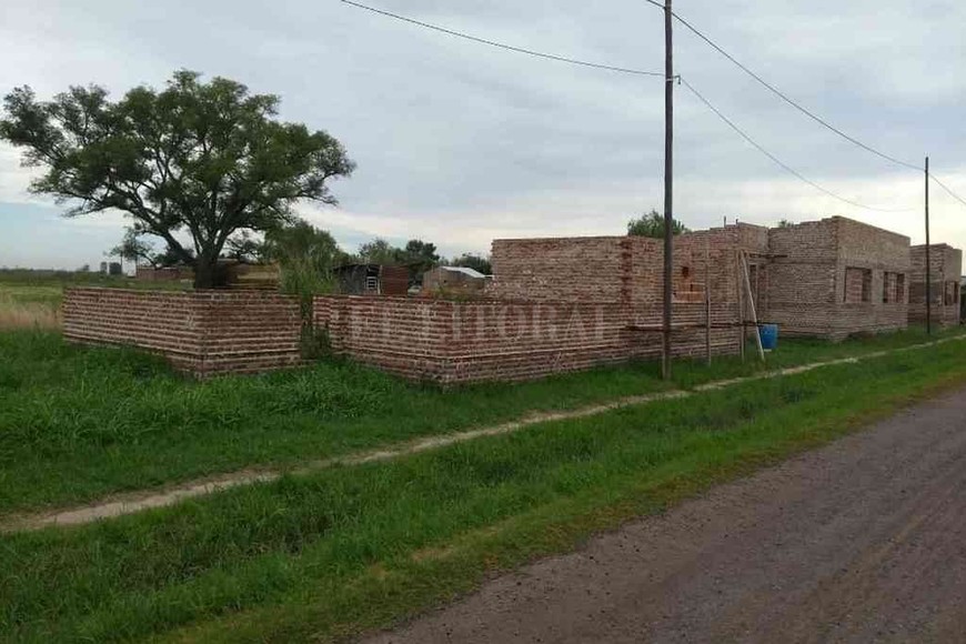 ELLITORAL_395004 | Gentileza Así estaban las viviendas cuando ingresó la actual comisión comunal