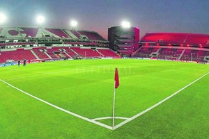 ELLITORAL_399902 |  Archivo La Caldera del Diablo. Con una capacidad inutilizada para 50.000 espectadores, el ahora llamado Libertadores de América, espera por el viejo Rey de Copas del fútbol argentino y por el campeón vigente de la Argentina. Independiente-Colón, atractiva propuesta de sábado por la noche en Avellaneda.