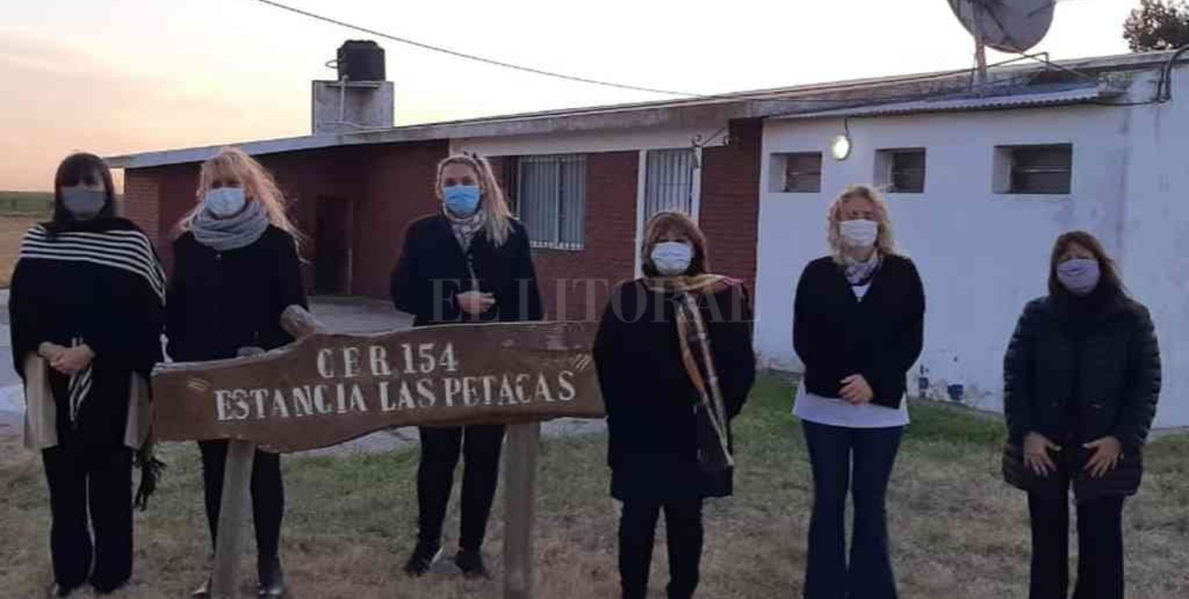 Berra entregó fondos a escuelas del departamento San Martín