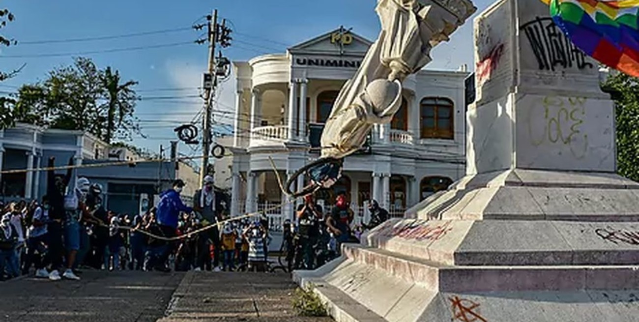 Continúa la vandalización de estatuas de Cristóbal Colón en Colombia