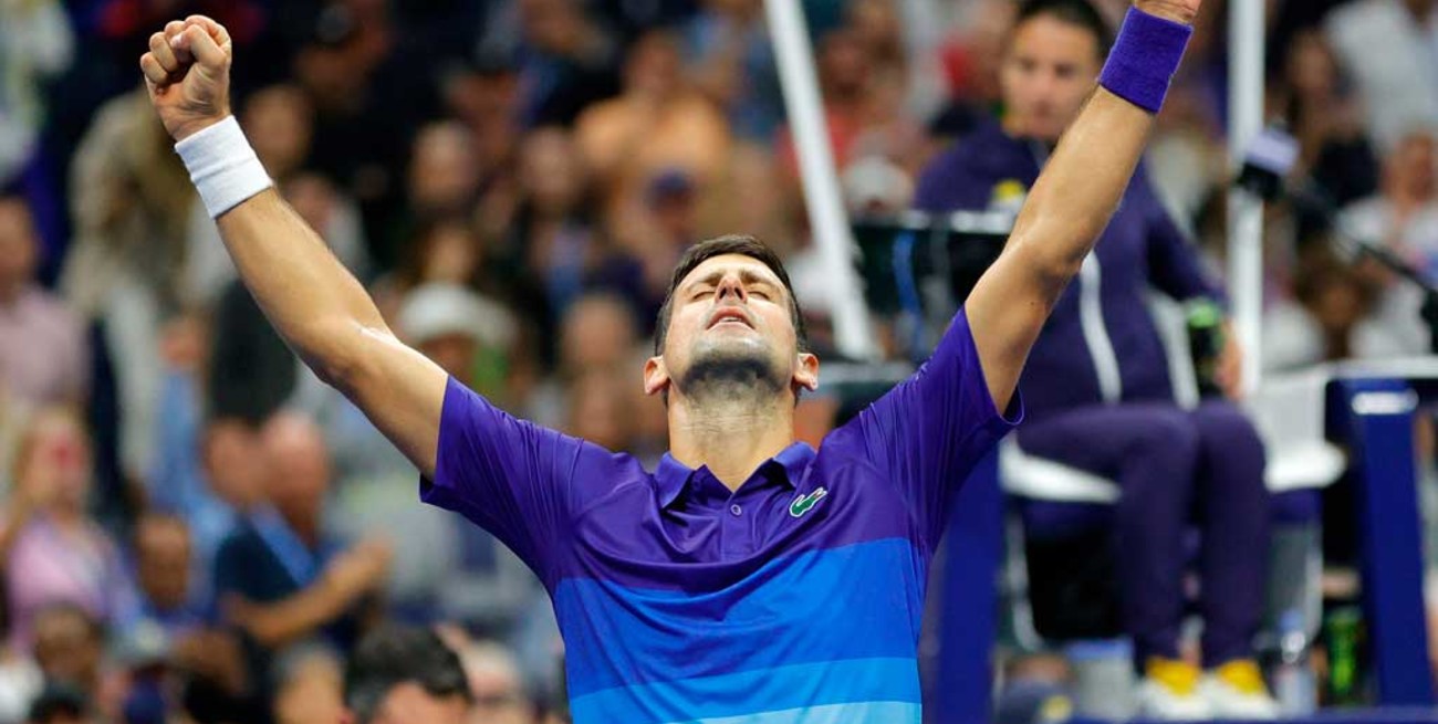 Djokovic es finalista del US Open e irá por el título ante Medvedev