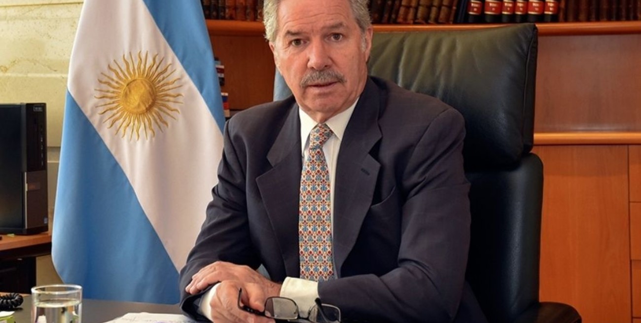 Felipe Solá reconoció haberse sentido defraudado por cómo fue sacado del cargo.