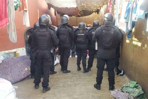 ELLITORAL_392899 |  Gentileza En la Subcomisaría 2a, dos reclusos resultaron con quemaduras en sus rostros.