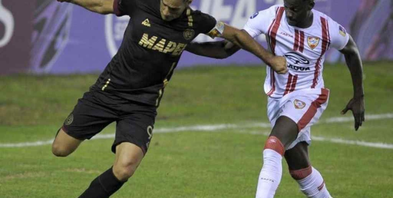 Lanús se despidió de la Sudamericana con un empate sin goles ante Aragua