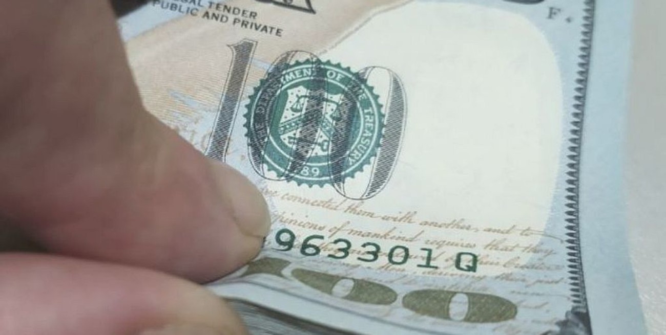 El dólar blue sigue su avance: llegó a $ 207 y la brecha con el oficial es récord