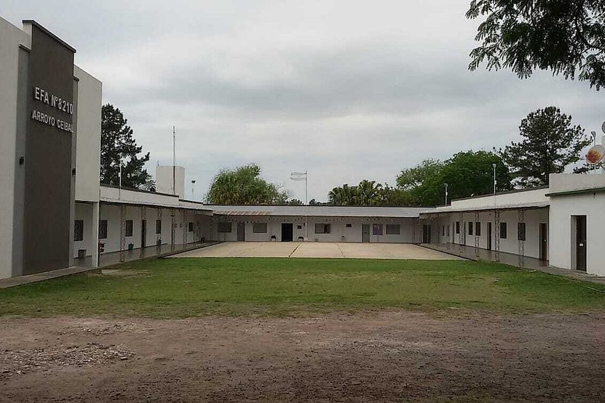 ELLITORAL_377555 |   Muy diferente al año 1971. Así está hoy la EFA N°8210 de Arroyo Ceibal.