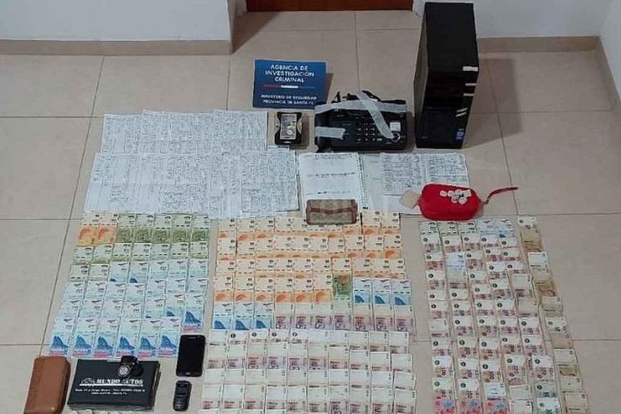 ELLITORAL_331746 |  Gentileza Ministerio de Seguridad de Santa Fe La investigación se inició en febrero, a partir de una denuncia por la cual fue detenido en julio, un levantador de apuestas de Marcelino Escalada.