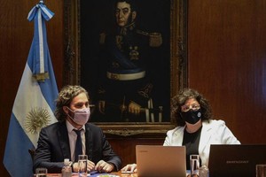 ELLITORAL_375447 |  Gentileza Santiago Cafiero y Carla Vizzotti participan de la reunión.