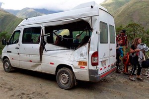 ELLITORAL_206260 |  Facebook ABC La Convención Noticias Así quedó la camioneta en la que viajaba la santafesina en Perú