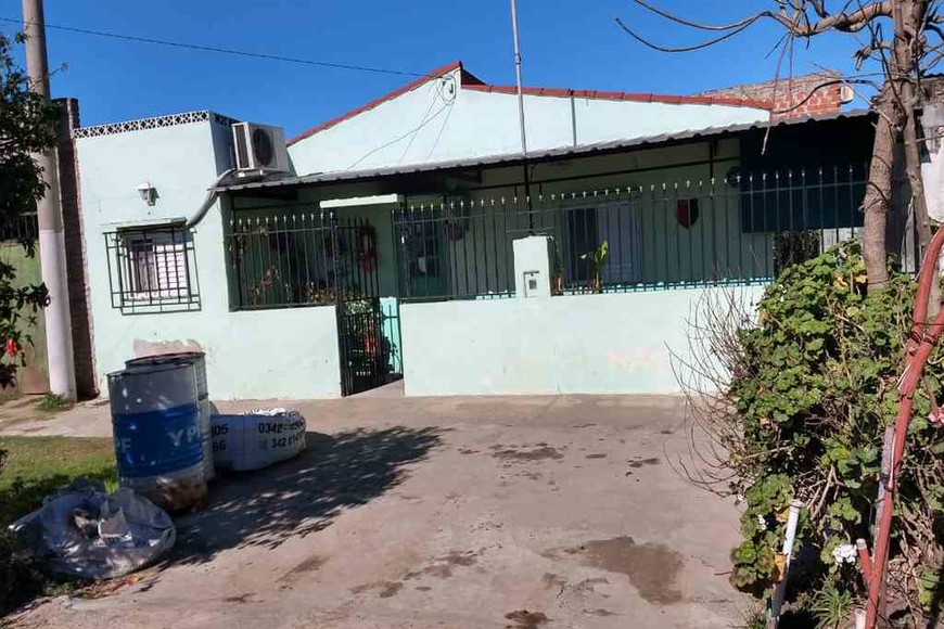 ELLITORAL_396126 |  Gentileza En la escena del hecho no se hallaron vainas servidas, por lo que se cree que los tira-tiros utilizaron revólveres calibre 38 o 22, opinó un investigador.