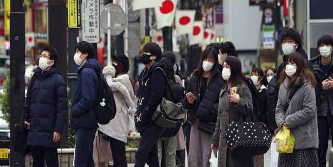 Japón detectó primer "foco" de Ómicron y estudia adelantar la terceras dosis para toda la población