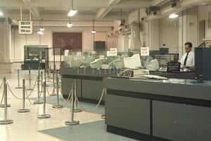 Archivo El Litoral Ventanillas del exbanco Provincia.