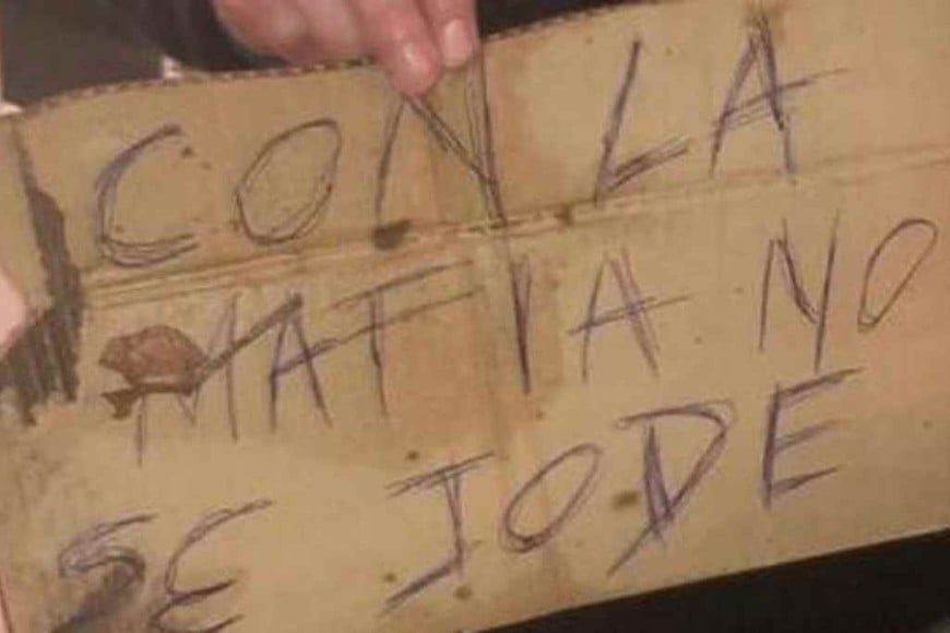 ELLITORAL_439607 |  Gentileza Un mensaje que se encontró en la escena de un crimen que se le atribuye a Alvarado.