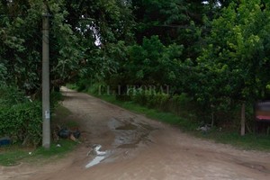 ELLITORAL_200294 |  Captura de Pantalla - Google Street View El hecho ocurrió en una propiedad de calle Arenas Blancas