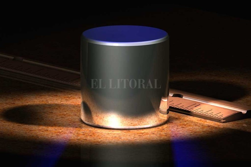 ELLITORAL_208581 | Creative Commons (extraído de Wikipedia) La imagen digital muestra cómo es el kilogramo patrón que está hoy conservado en Francia.