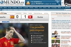 ELLITORAL_28108 |  Fotodigitalización El Litoral.com La portada del diario El Mundo, de España, en su versión online