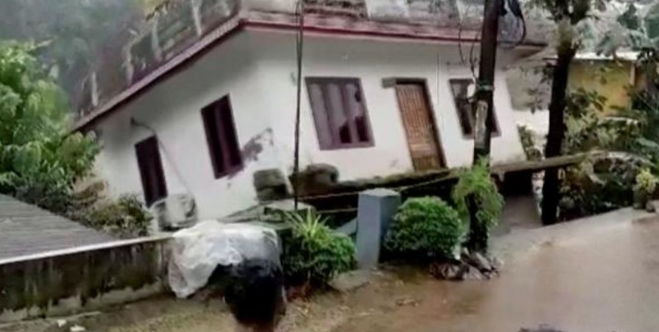 En India y Nepal hay más de 100 muertos debido a las intensas lluvias
