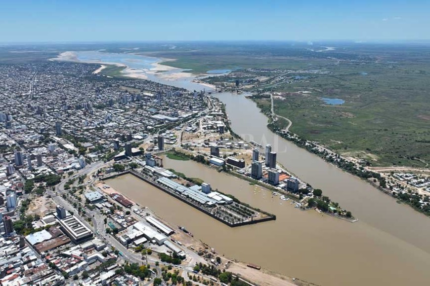 ELLITORAL_429941 |  Fernando Nicola (Drone) Poca agua en el área metropolitana de Santa Fe