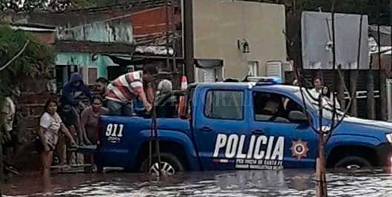 Tras las lluvias, 146 personas permanecen evacuadas en la provincia de Santa Fe 