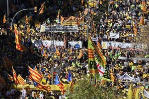 ELLITORAL_208660 |  Internet Catalanes independentistas se movilizan este domingo.