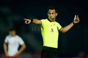 ELLITORAL_390202 |  Gentileza AFP Facundo Tello, el árbitro argentino que dirigió el cruce entre Cerro Porteño y Flamengo