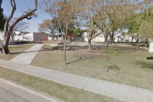 ELLITORAL_178129 |  Captura de Pantalla - Google Street View Este tercer hecho habría tenido lugar en la Plaza de los Niños, en barrio Guadalupe oeste
