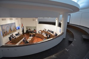 ELLITORAL_423203 |  Pablo Aguirre El acceso a los periodistas será en las gradas del recinto, o bien se podrá seguir la sesión a través de las pantallas ubicadas en el hall principal del Concejo.