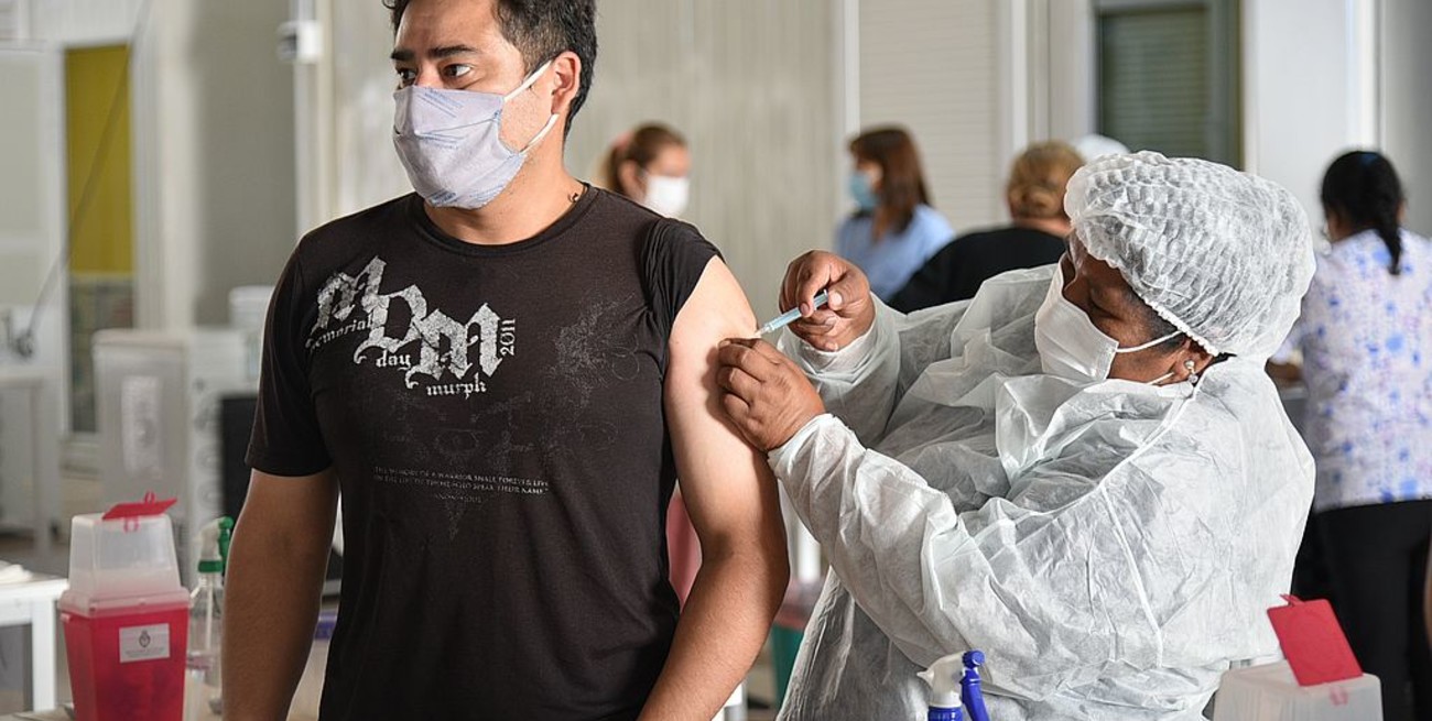 Coronavirus: Argentina notificó 469 decesos y 21.590 nuevos contagios