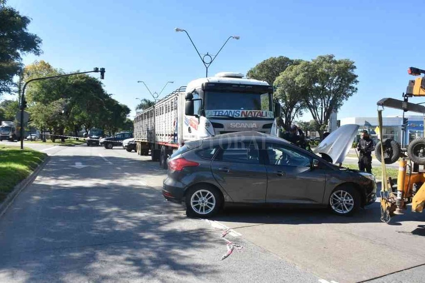 ELLITORAL_379219 |  El Litoral Fuerte accidente en inmediaciones de Avenida Alem y Sarmiento.