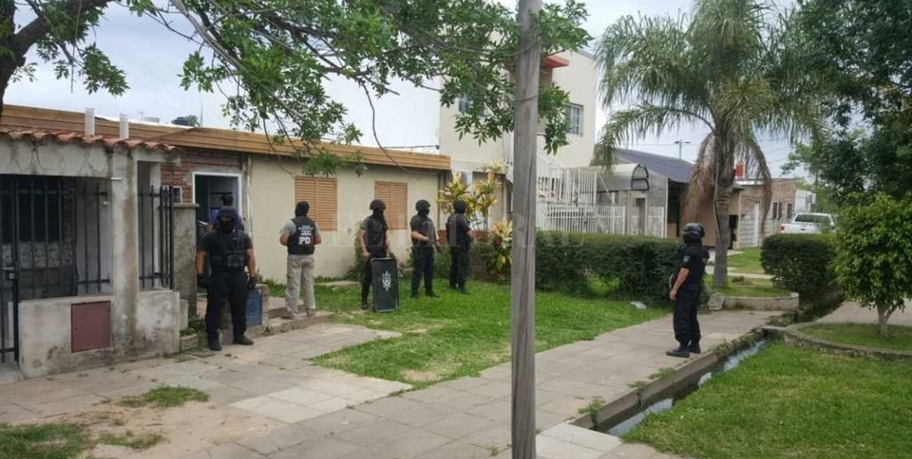 Drogas, dinero y una detenida en barrio El Pozo