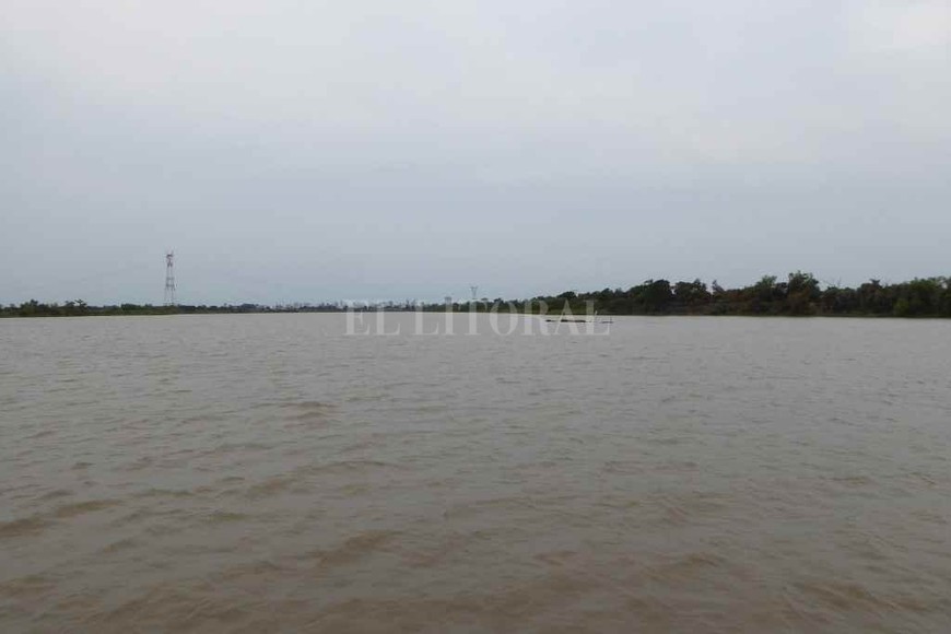 ELLITORAL_426194 |  José Vittori Ubicación. El peligroso banco sobre el río Coronda está en la confluencia con la desembocadura del río Salado, a la altura del cuartel militar de Anfibios 121, de Santo Tomé.