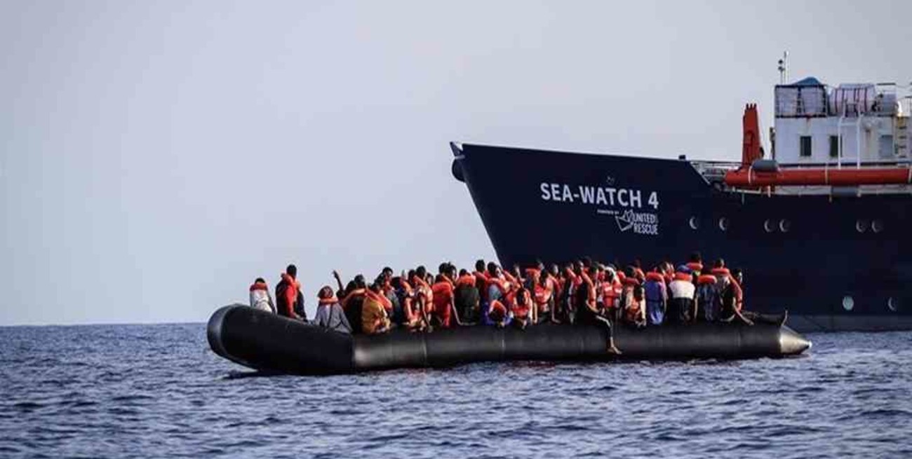 Italia autorizó el desembarque de Sea Watch de la ONG alemana con 406 migrantes rescatados