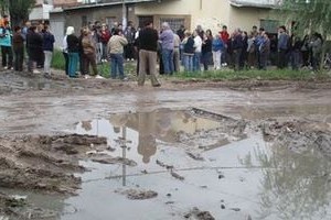 Archivo El Litoral - Luis Cetraro El barrio es un chiquero, no se puede entrar ni salir. El Barro es total.