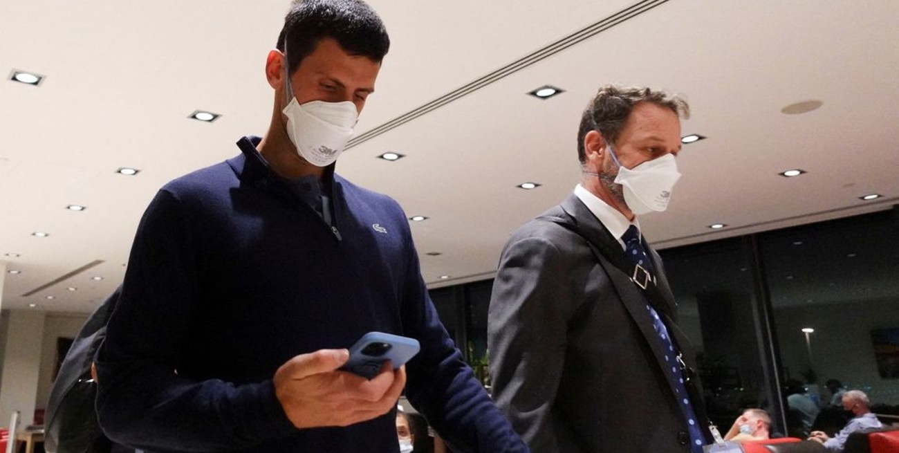 "Estoy extremadamente decepcionado", manifestó Djokovic tras ser deportado de Australia