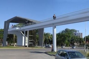 Secretaría de Planeamiento Urbano La estructura de hormigón tendrá 5,10 metros de altura y 180 metros de largo.